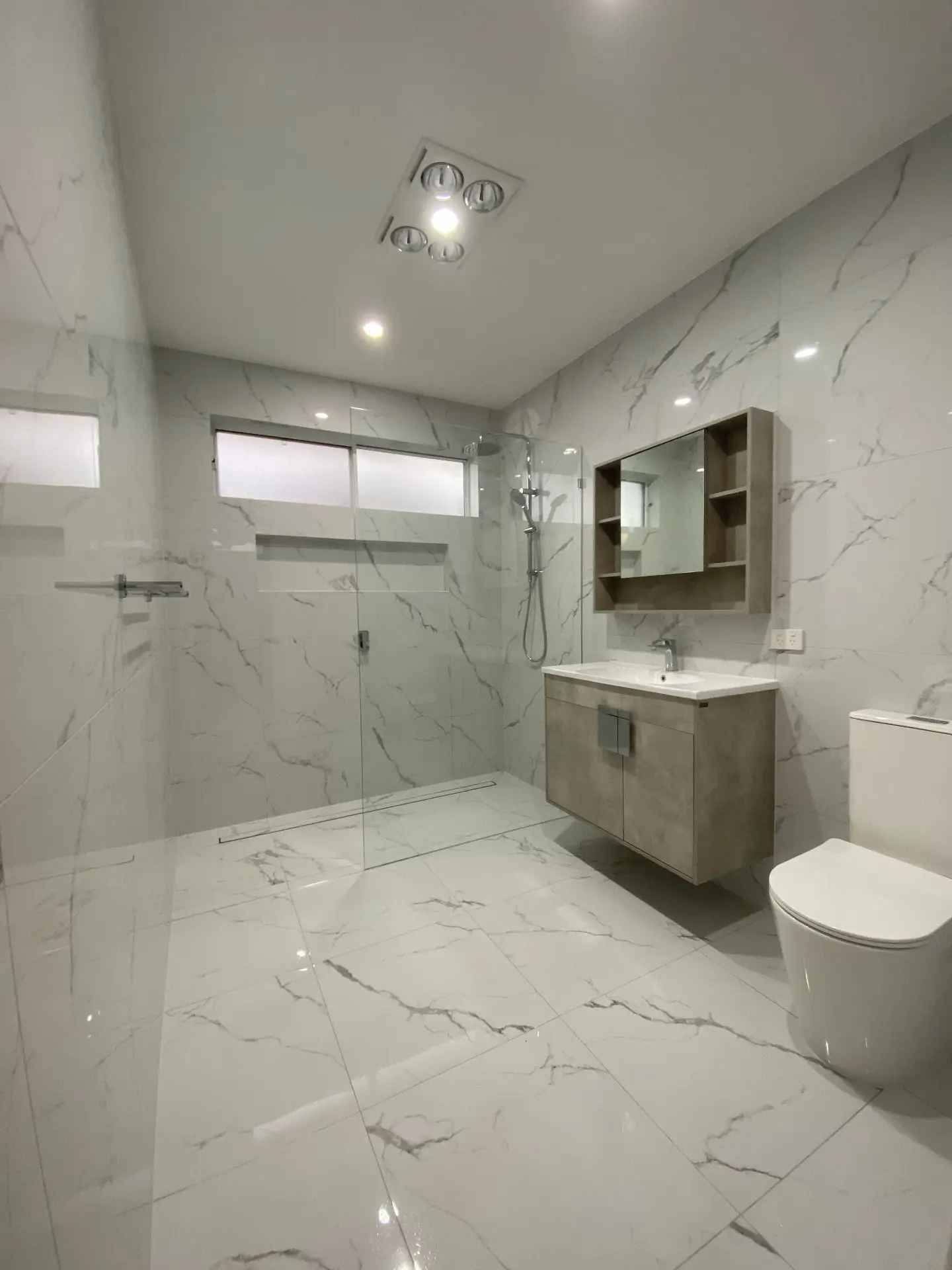 South Morang · Master Ensuite Renovation